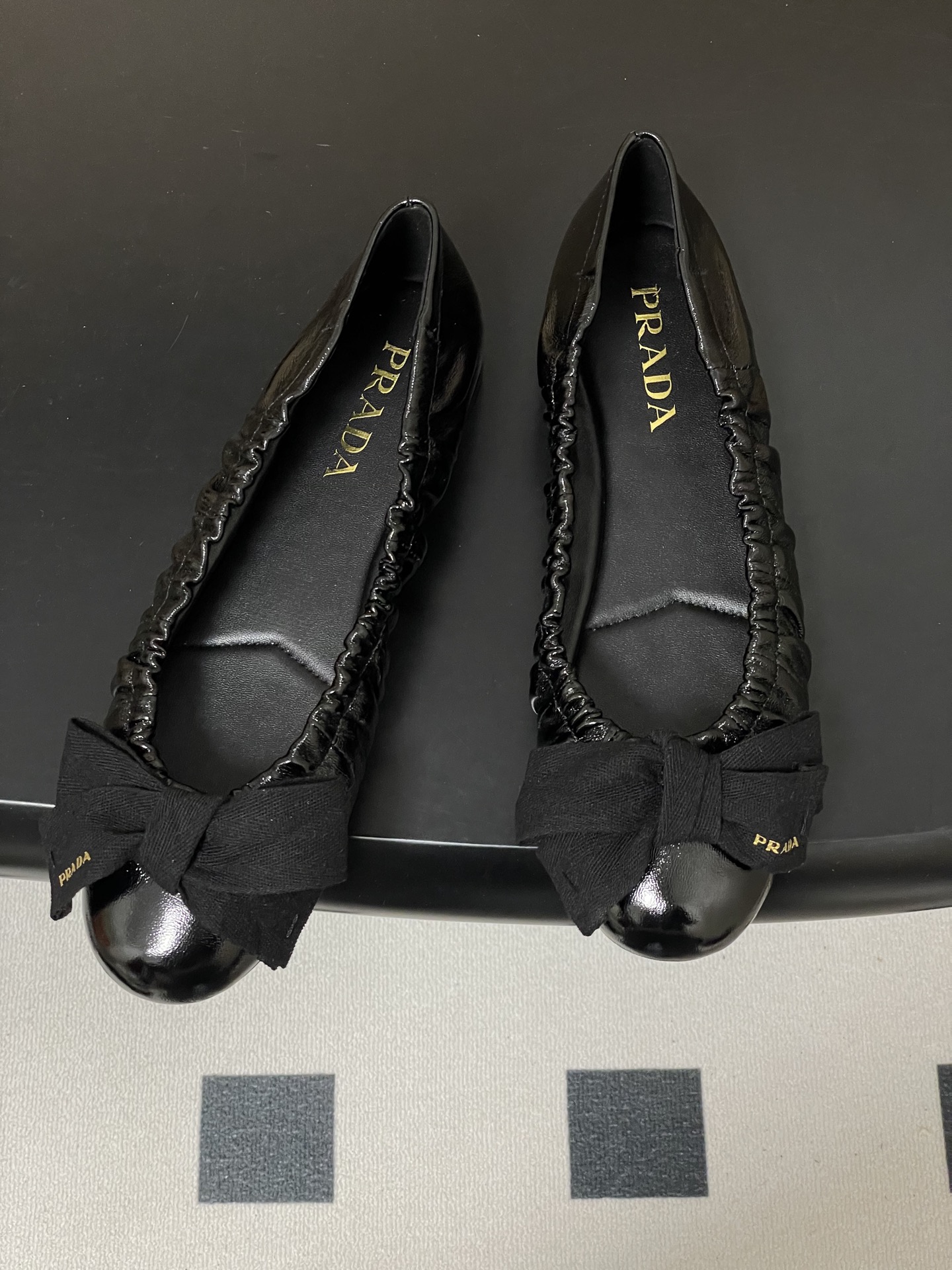 프라다(Prada) 프렌치 빅 리본 발레리나 플랫 슈즈 로퍼 단화 신발