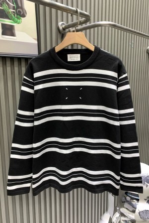 메종 마르지엘라(Maison Margiela) 스트라이프 긴팔 티셔츠 의류