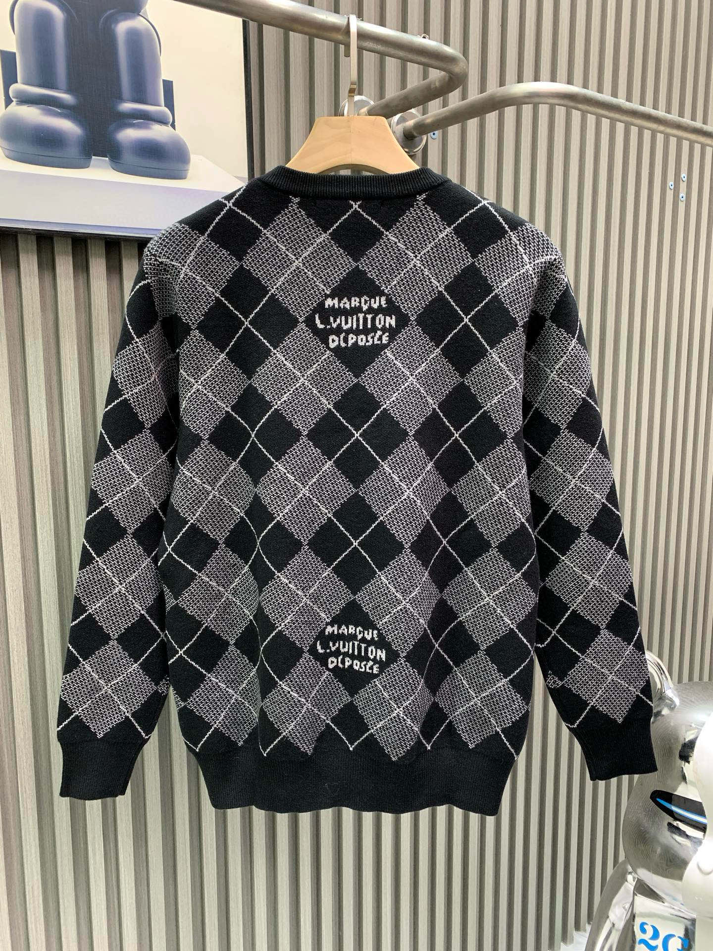 루이비통(LV) 다이아 체크 캐시미어 블렌드 니트 의류