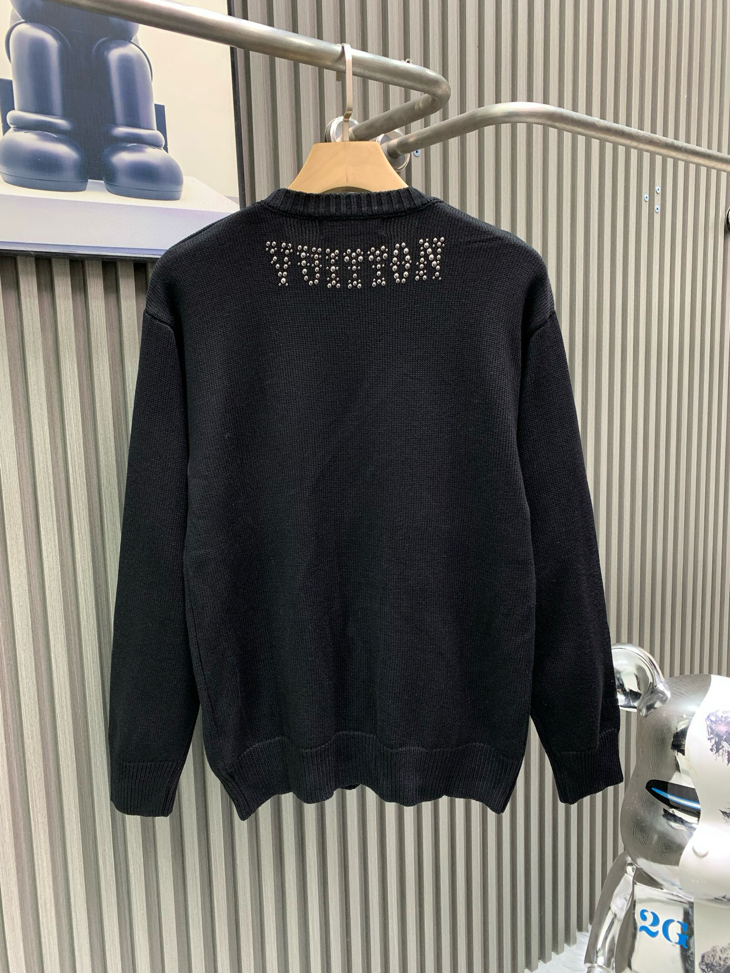 루이비통(LV) 선버스트 비즈 울 니트 의류