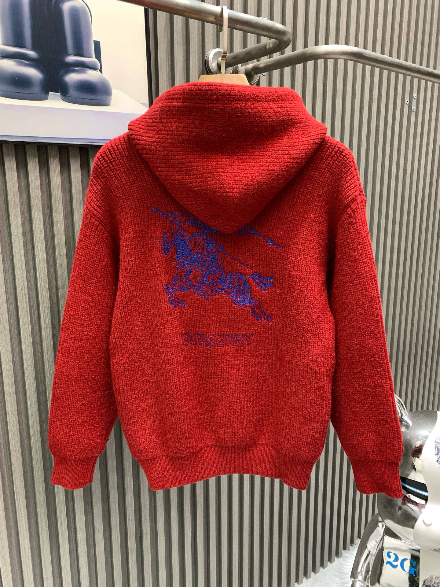 버버리(BURBERRY) 자수 후드 니트 의류