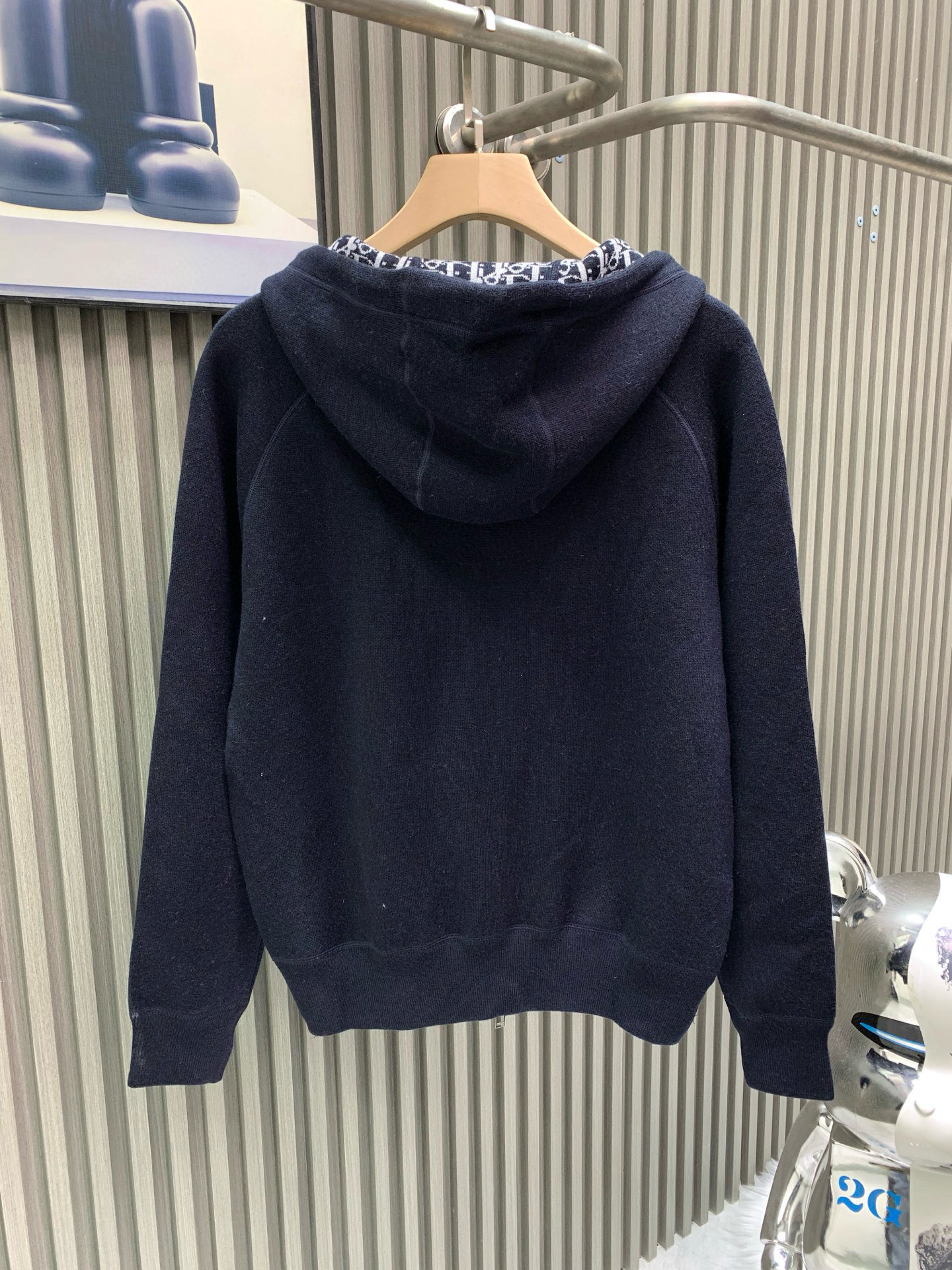 디올(DIOR) 자수 양면 집업 후드 가디건 의류