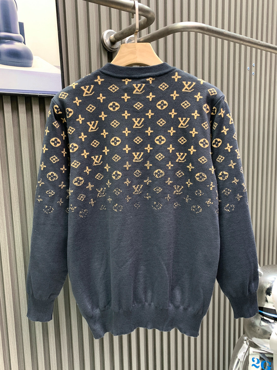 루이비통(LV) 모노그램 그라데이션 라운드 니트 의류