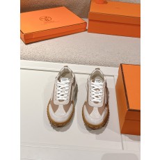 에르메스(HERMES) 스웨이드 고트 레더 스니커즈 신발