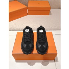 에르메스(HERMES) 스웨이드 고트 레더 스니커즈 신발