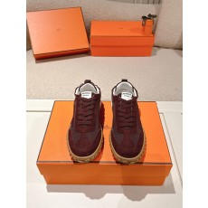 에르메스(HERMES) 스웨이드 고트 레더 스니커즈 신발