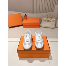 에르메스(HERMES) 스웨이드 고트 레더 스니커즈 신발