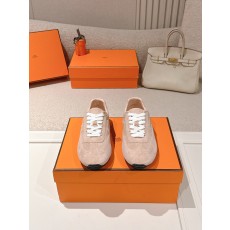 에르메스(HERMES) 스웨이드 고트 레더 스니커즈 신발