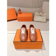 에르메스(HERMES) 스웨이드 고트 레더 스니커즈 신발