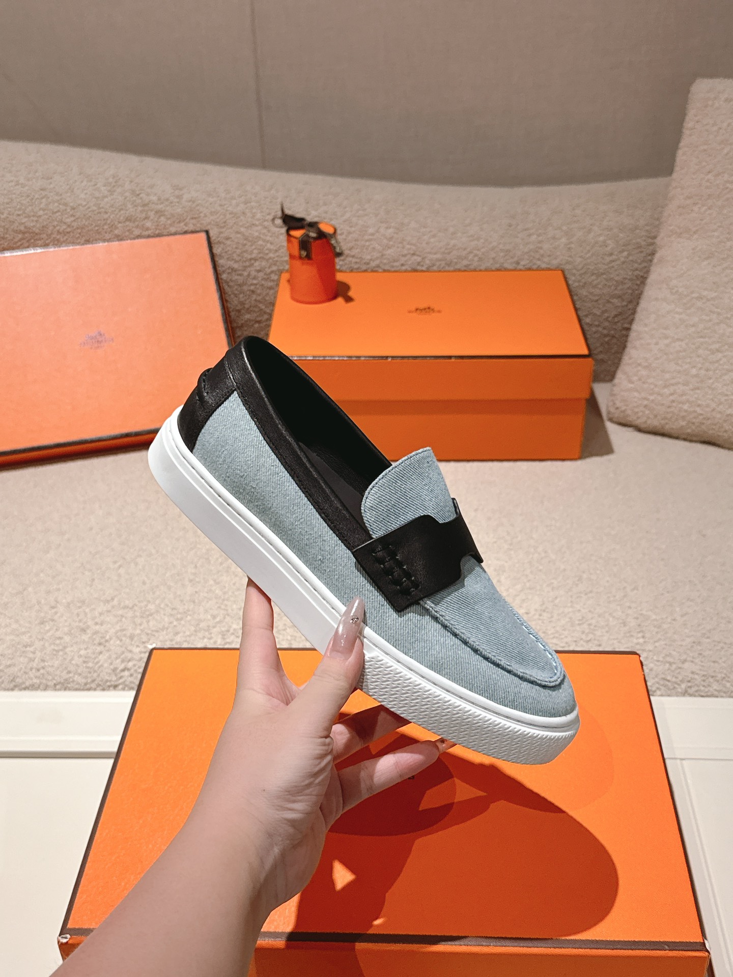 에르메스(HERMES) 플랫폼 커플 로퍼 스니커즈 신발