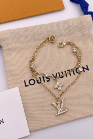 루이비통(LV) 더블 레이어 풀 크리스탈 팔찌 악세사리
