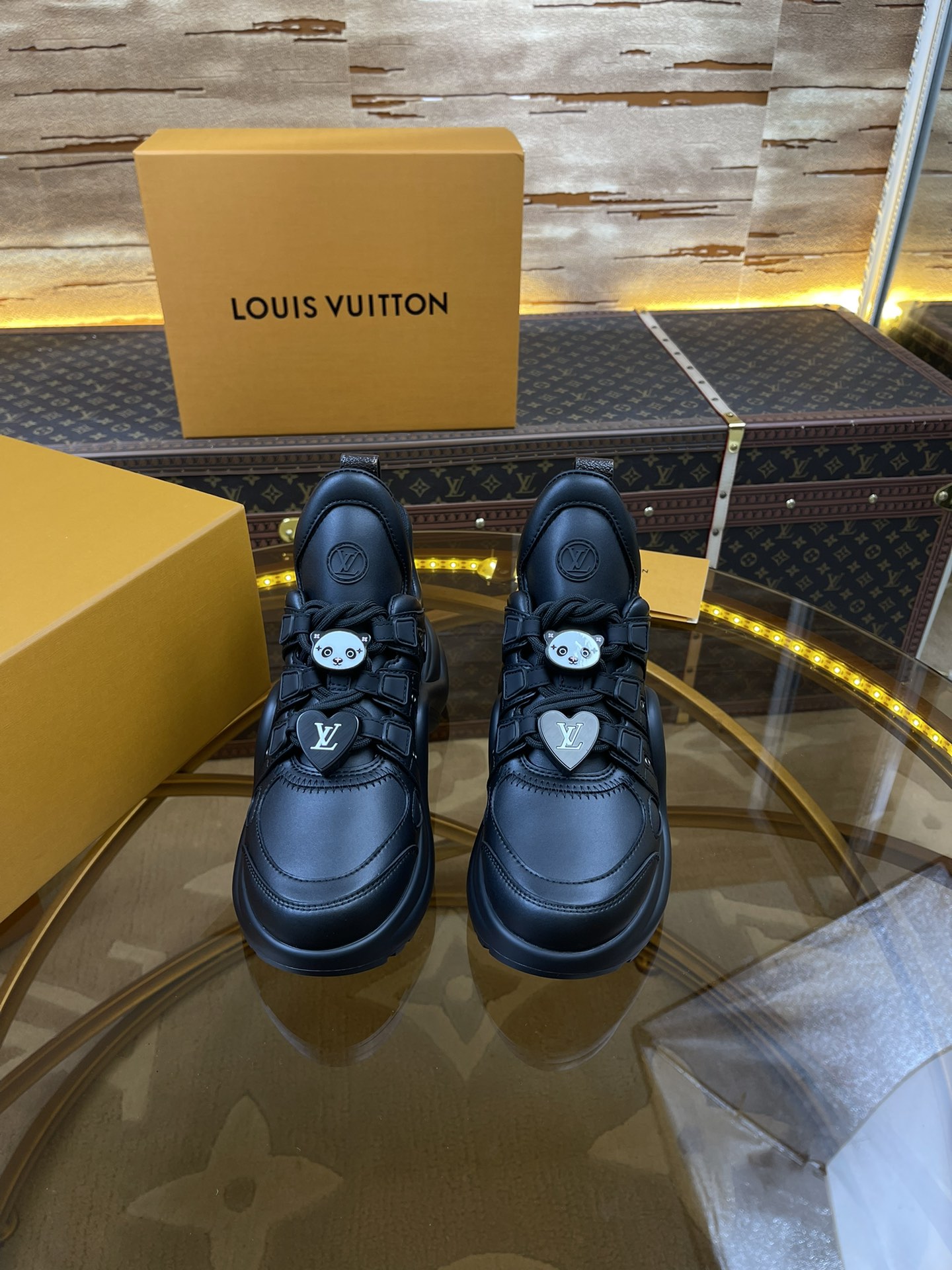 루이비통(LV) 아치라이트 최상위 버전 어글리 슈즈 스니커즈 신발