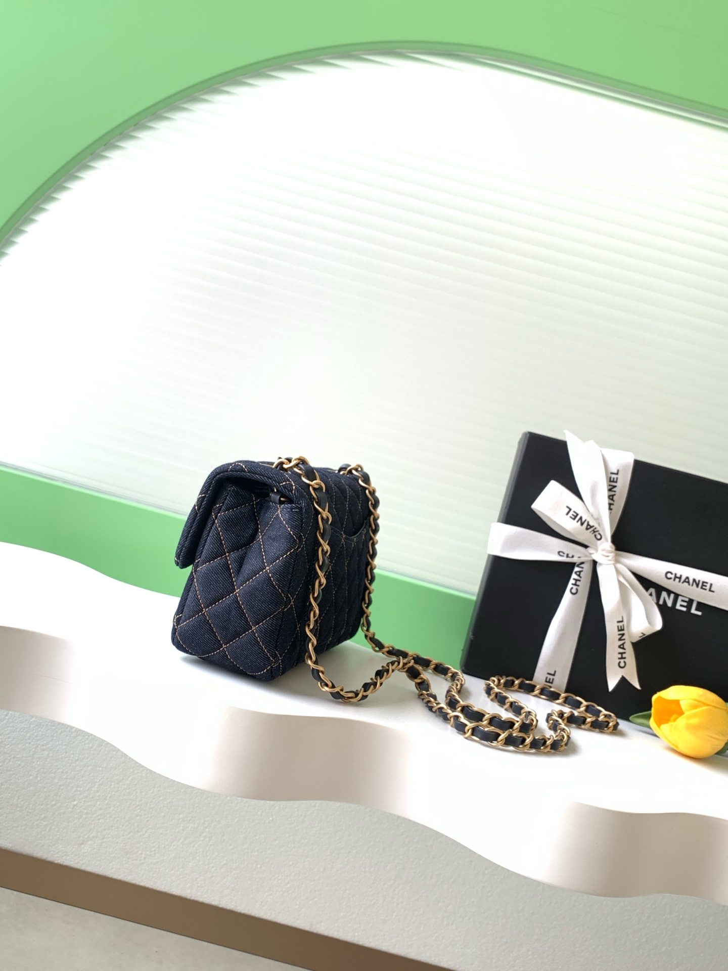 샤넬(CHANEL) 26P 데님 뉴미니 숄더백 가방