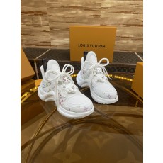 루이비통(LV) 무라카미 다카시 콜라보 아치라이트 스니커즈 신발