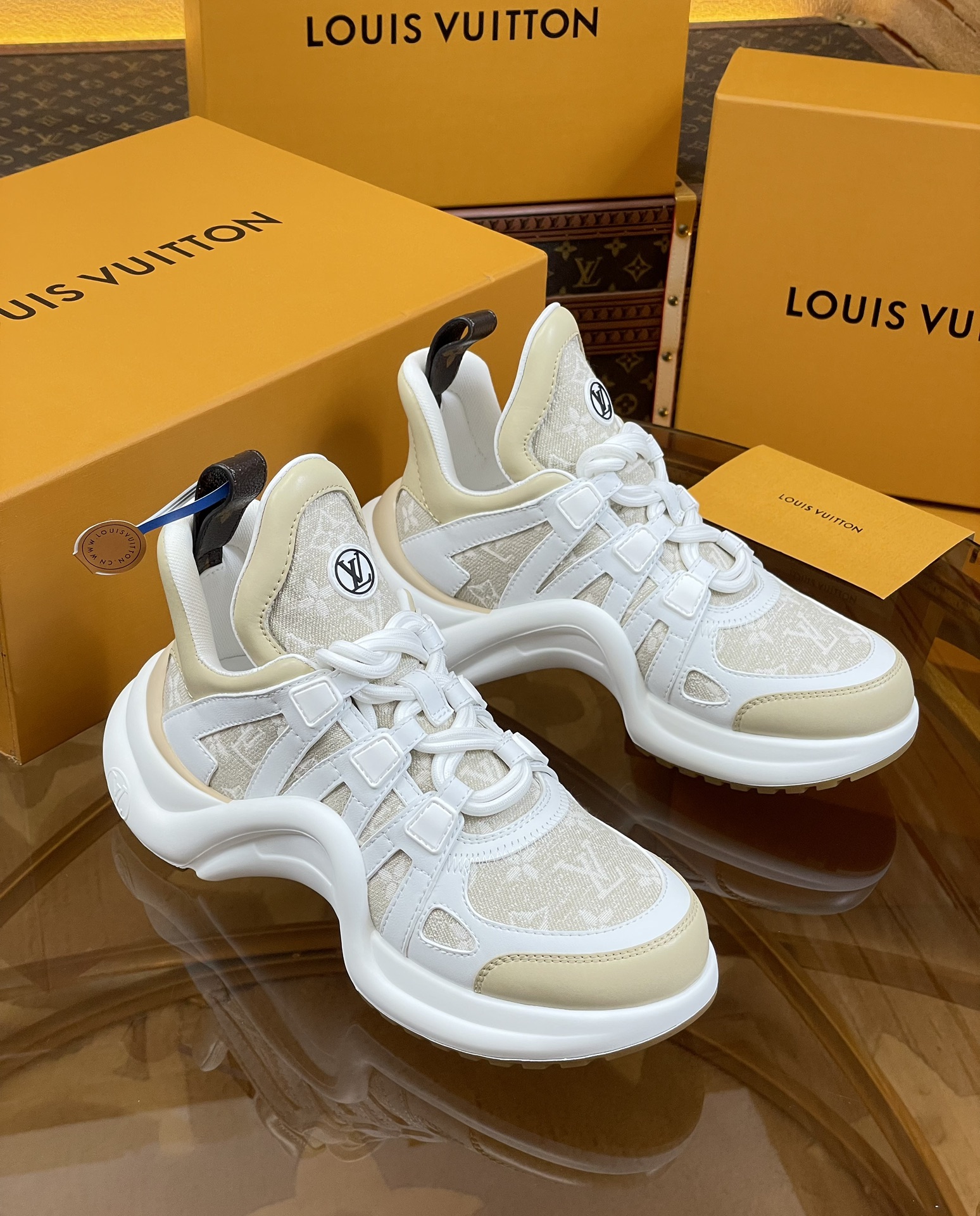 루이비통(LV) L-Archlight 아치라이트 최상위 버전 스니커즈 신발