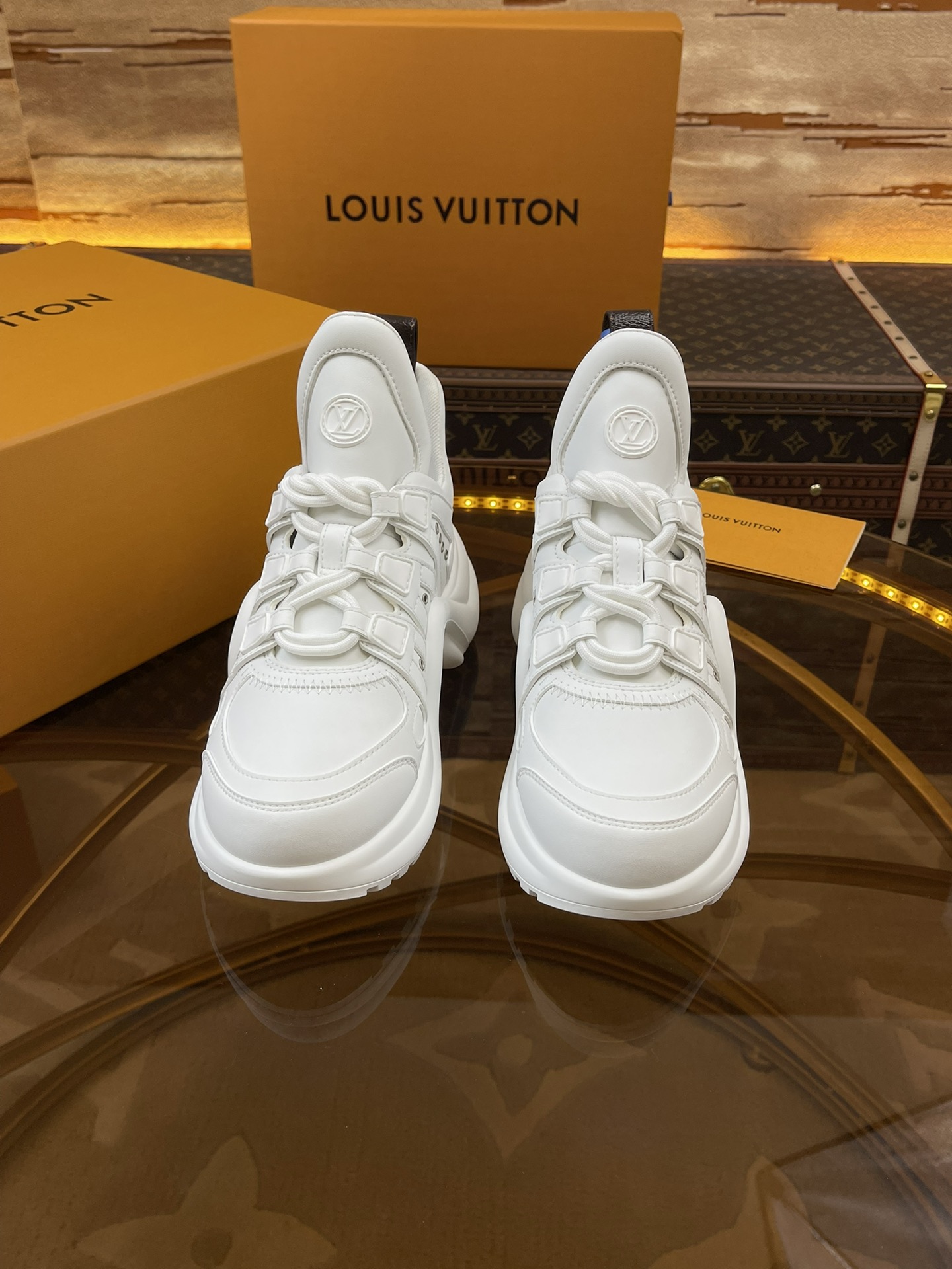 루이비통(LV) L-Archlight 아치라이트 최상위 버전 스니커즈 신발