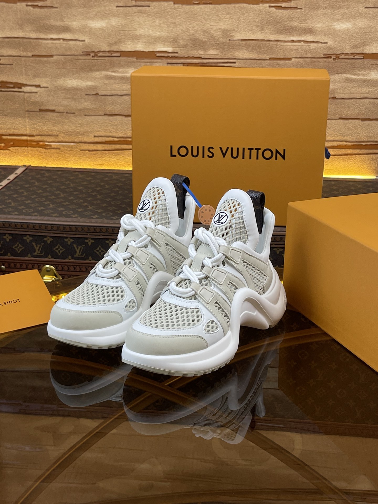 루이비통(LV) L-Archlight 아치라이트 최상위 버전 스니커즈 신발