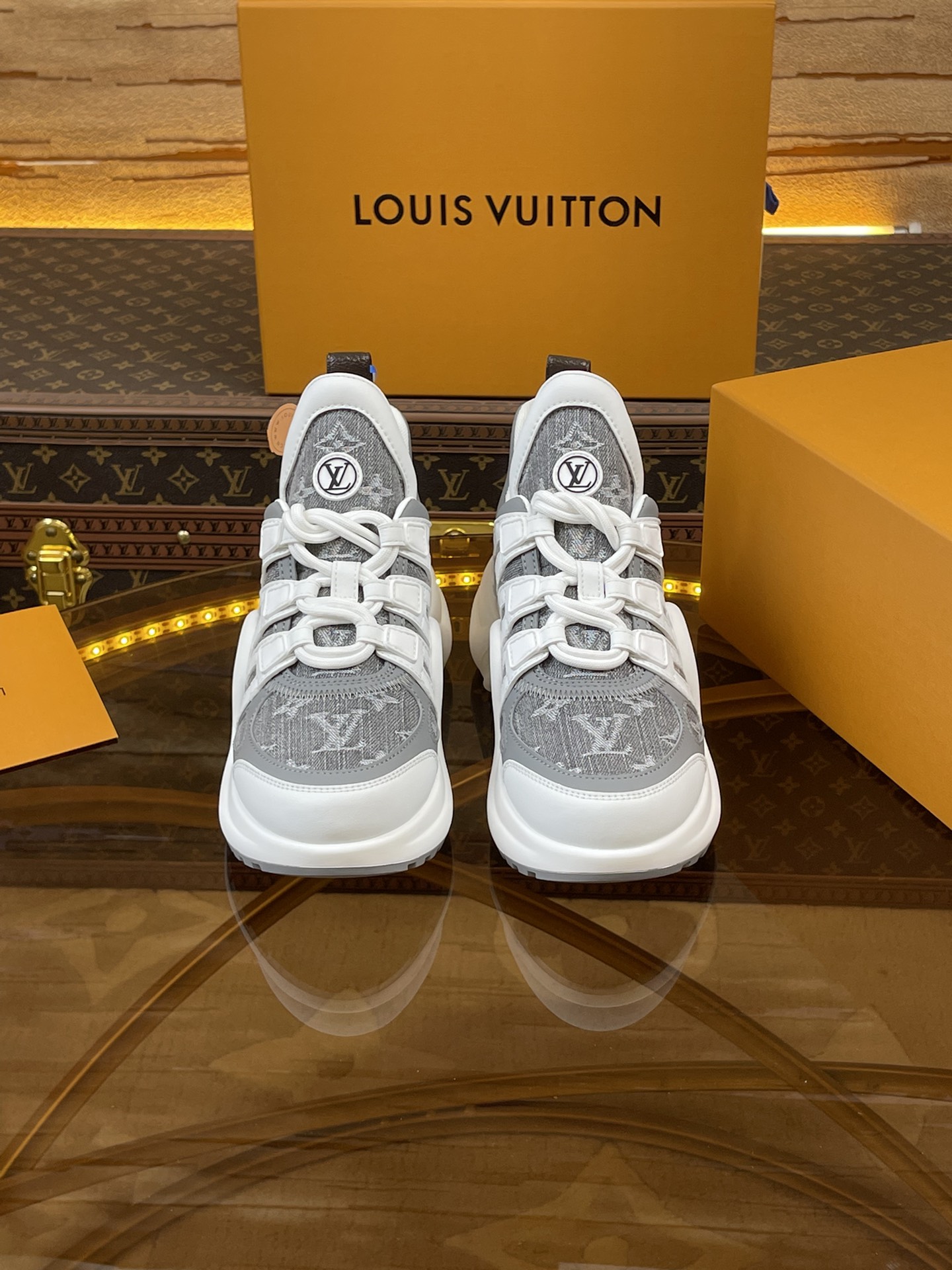 루이비통(LV) L-Archlight 아치라이트 최상위 버전 스니커즈 신발