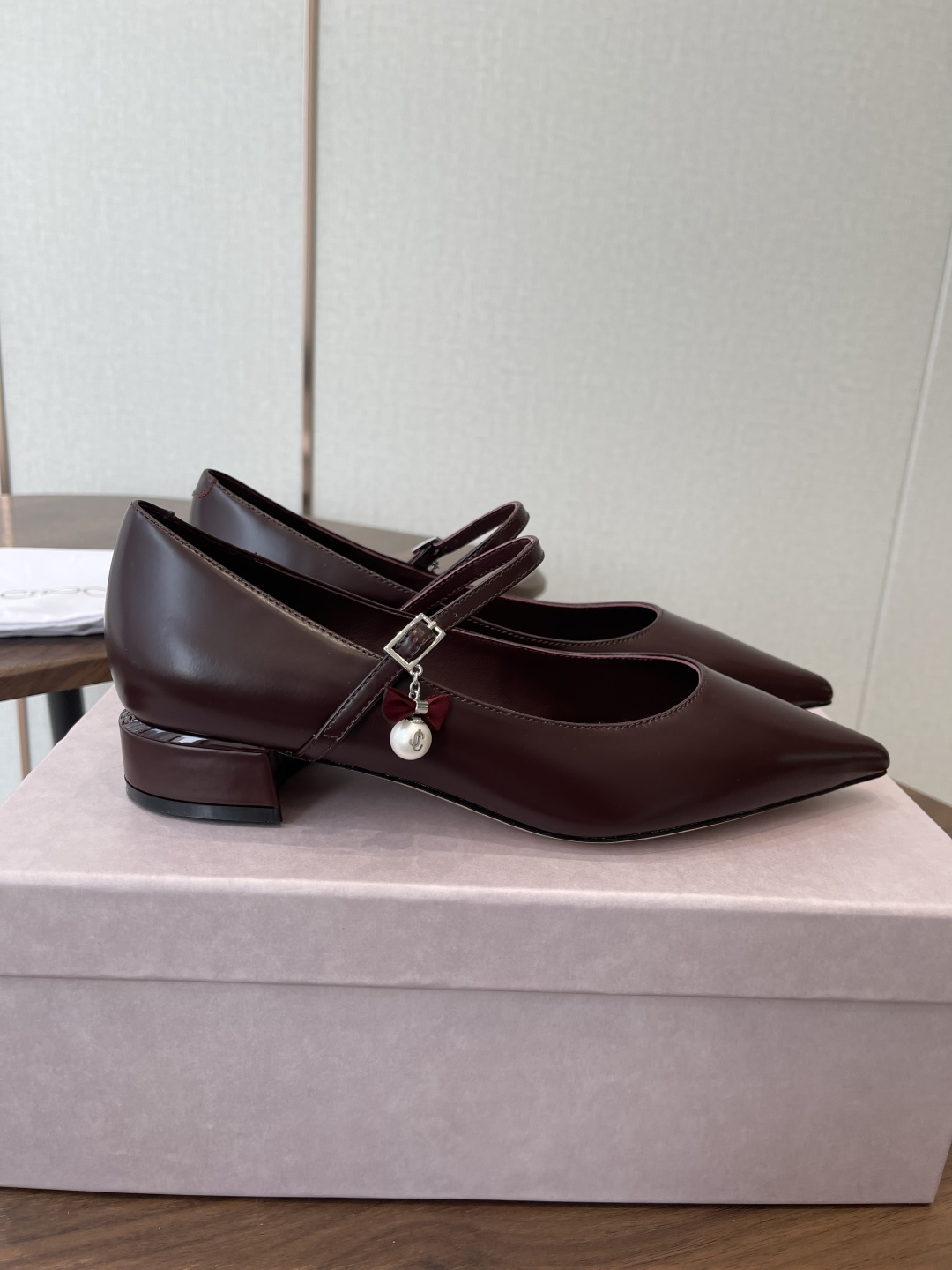 지미추(JIMMYCHOO) 진주 드롭 메리제인 플랫 슈즈 구두 신발