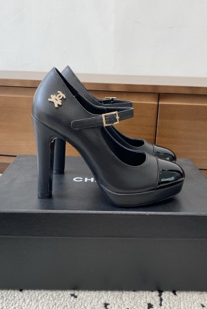 샤넬(CHANEL) 25C 플랫폼 가보시 힐 구두 신발