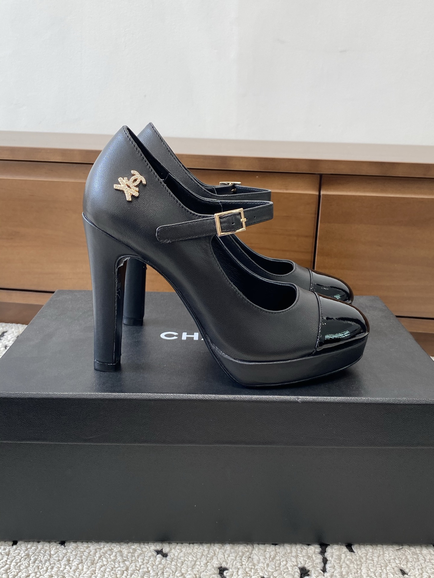 샤넬(CHANEL) 25C 플랫폼 가보시 힐 구두 신발