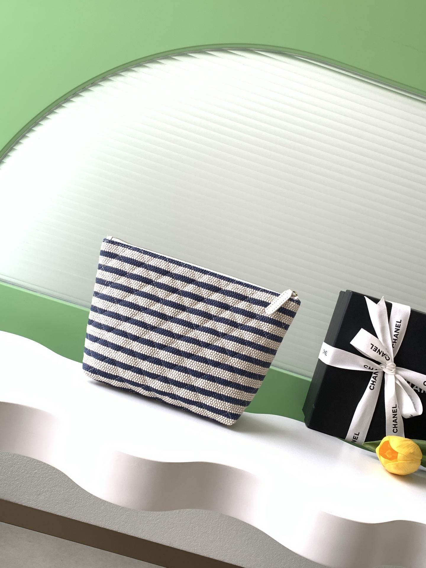 샤넬(CHANEL) 26C 네이비 스트라이프 클러치 백 가방