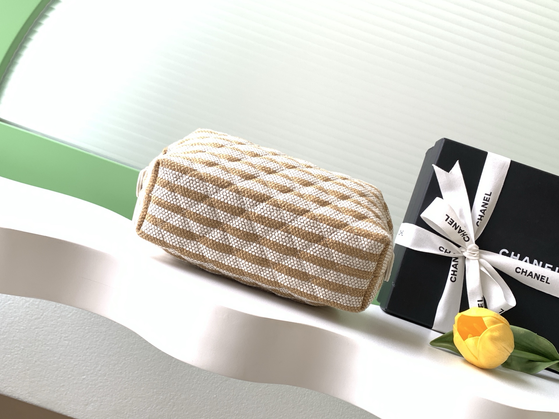 샤넬(CHANEL) 26C 베이지 스트라이프 미니 클러치 파우치 백 가방