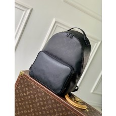 루이비통(LV) 디스커버리 카고(Discovery Cargo) 백팩 가방