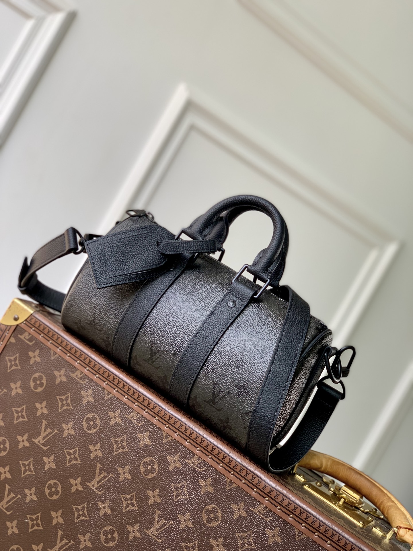 루이비통(LV) Keepall Bandoulière 키폴 반둘리에 25 여행 가방 (모노그램 미드나잇)