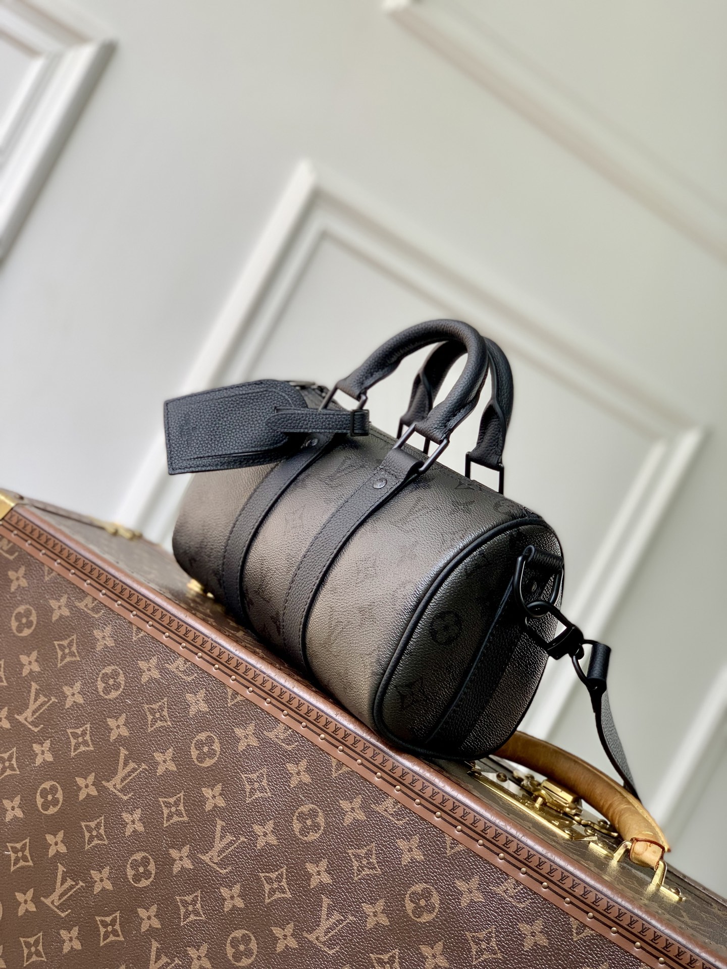 루이비통(LV) Keepall Bandoulière 키폴 반둘리에 25 여행 가방 (모노그램 미드나잇)