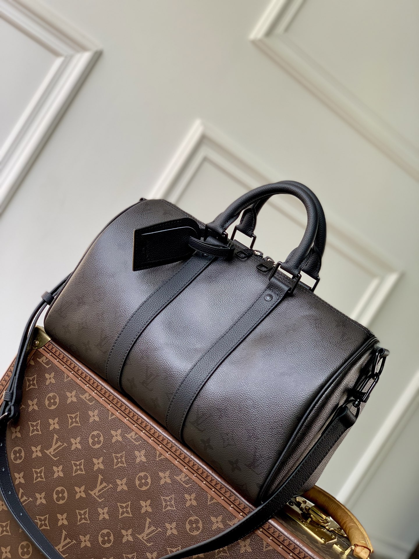 루이비통(LV) Keepall Bandoulière 키폴 반둘리에 35 여행 가방 (모노그램 미드나잇)