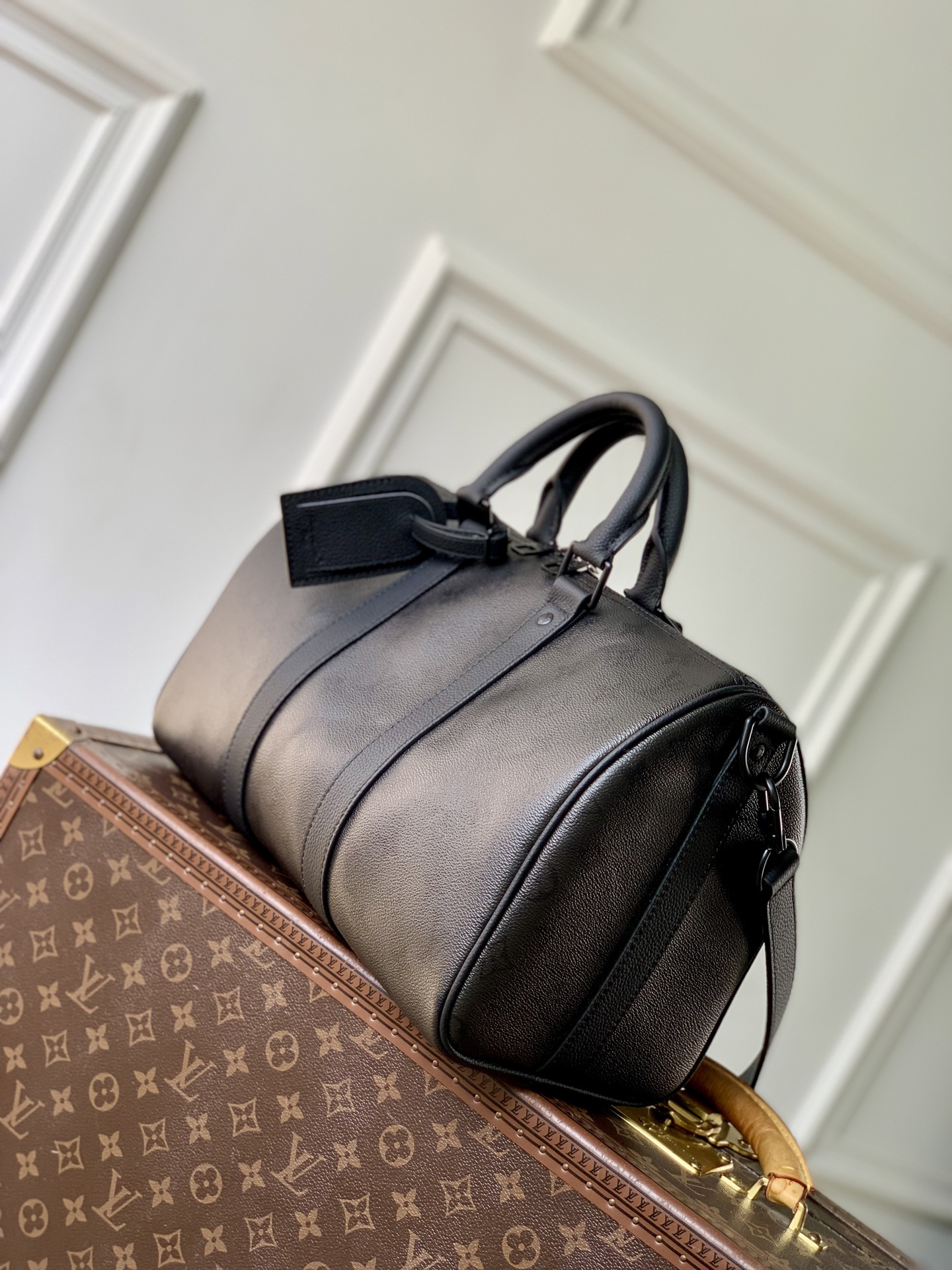 루이비통(LV) Keepall Bandoulière 키폴 반둘리에 35 여행 가방 (모노그램 미드나잇)