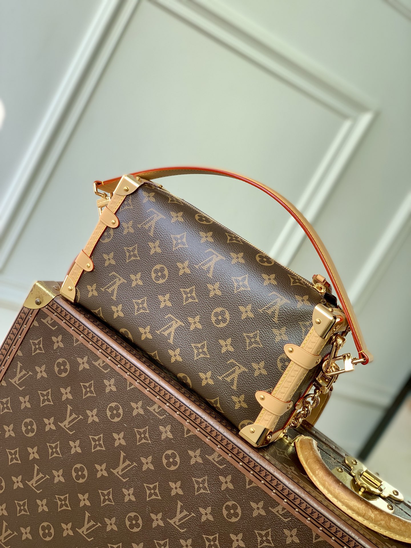 루이비통(LV) Side Trunk 사이드 트렁크 이스트 웨스트(Side Trunk East West) 가방