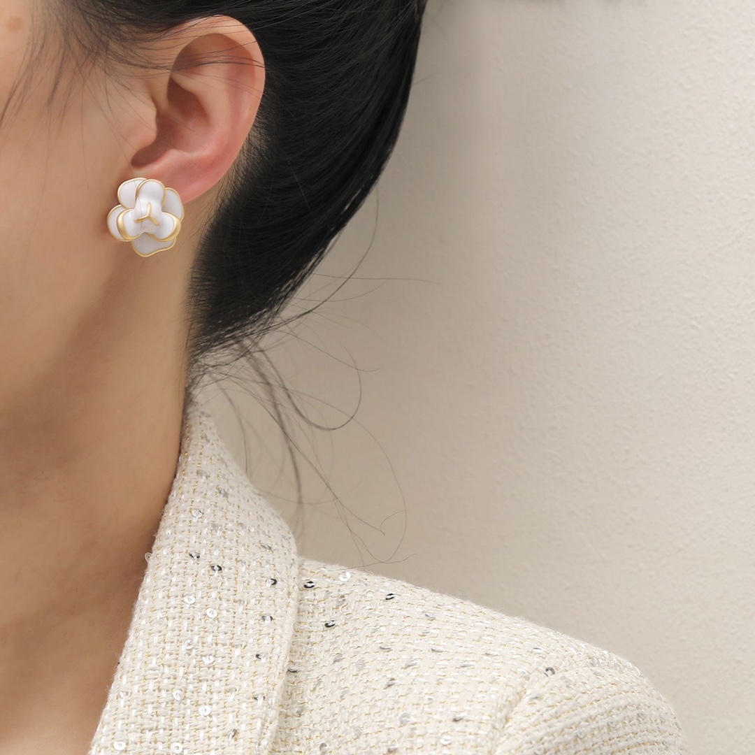 샤넬(CHANEL) 까멜리아 귀걸이 악세사리