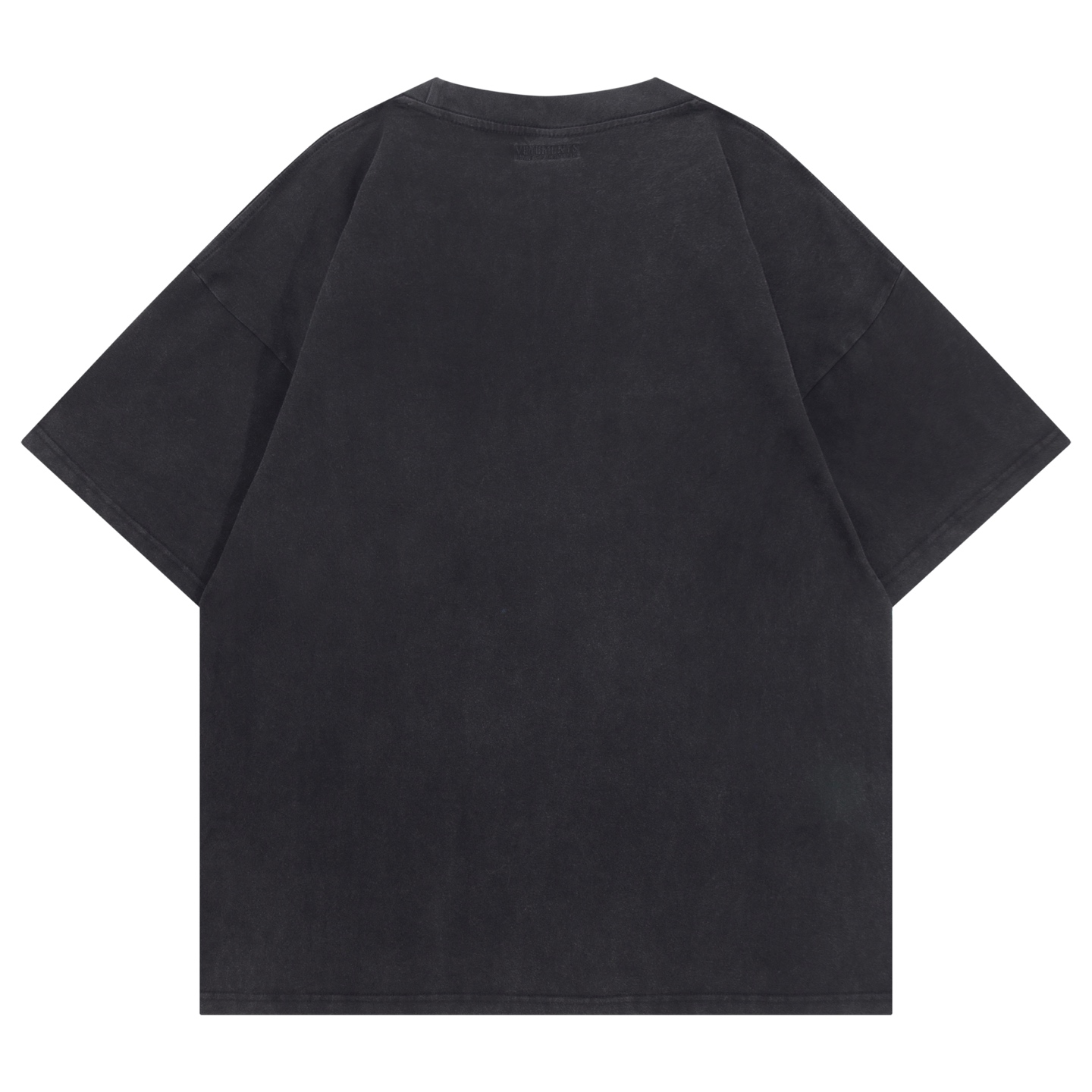 베트멍(VETEMENTS) 레터링 프린트 워싱 반팔 티셔츠 의류