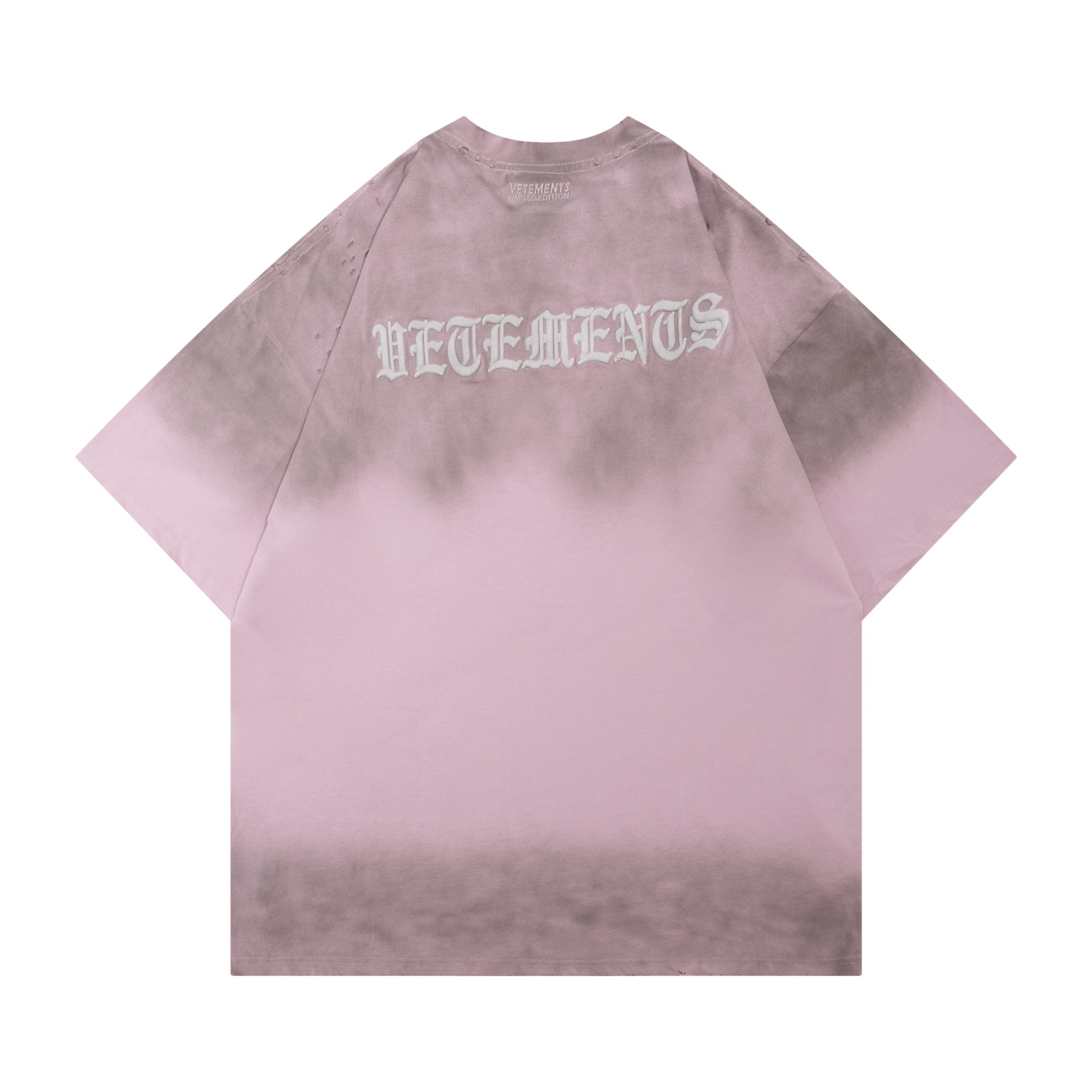 베트멍(VETEMENTS) 3D 디스트레스 워싱 반팔 티셔츠 의류