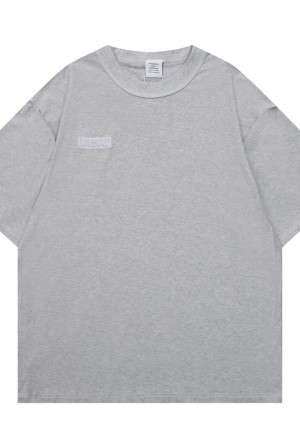 베트멍(VETEMENTS) 리버스 스타일 반팔 티셔츠 의류