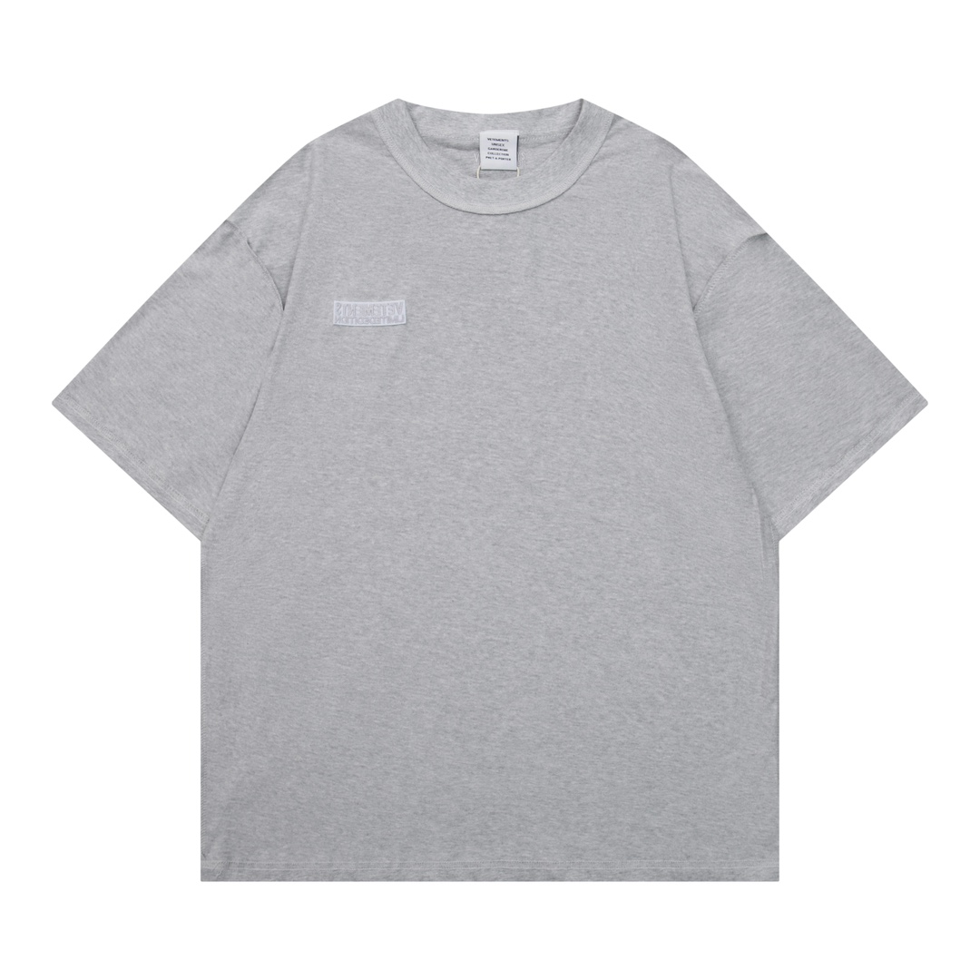 베트멍(VETEMENTS) 리버스 스타일 반팔 티셔츠 의류