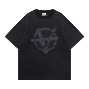 베트멍(VETEMENTS) 그래픽 프린트 워싱 반팔 티셔츠 의류