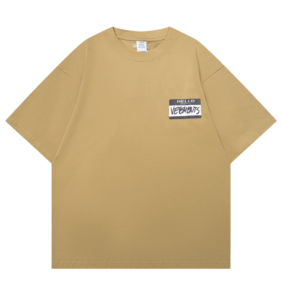 베트멍(VETEMENTS) HELLO 반팔 티셔츠 의류