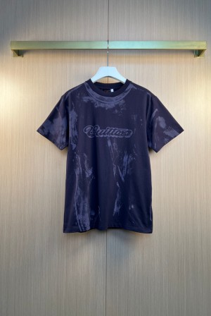 루이비통(LV) 레이어드 그래픽 프린트 반팔 티셔츠 의류