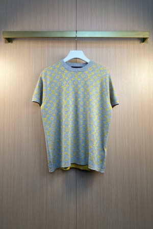 루이비통(LV) 올오버 모노그램 자카드 니트 반팔 티셔츠 의류