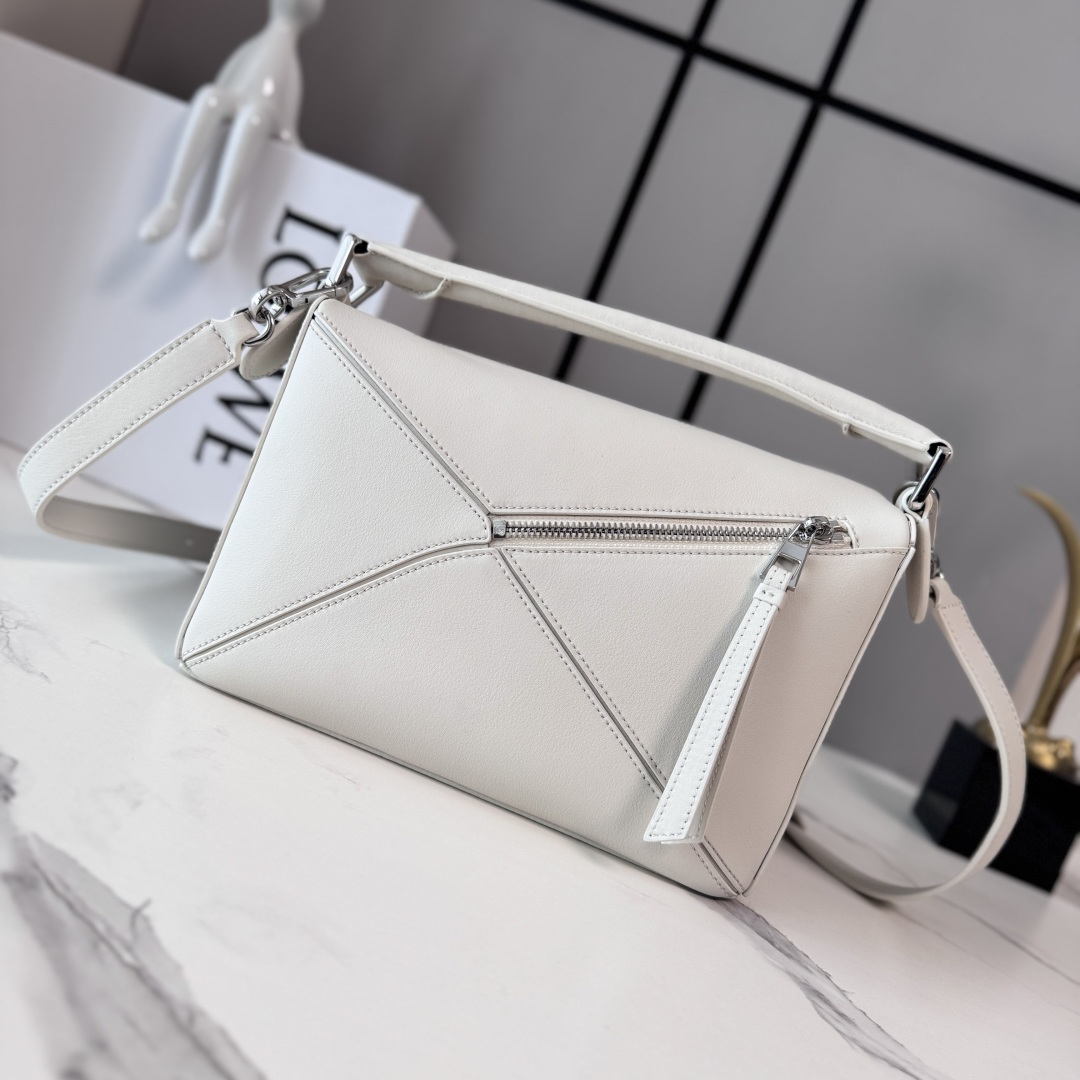 로에베(Loewe) 스몰 퍼즐 프릴 핸드백 숄더백 가방