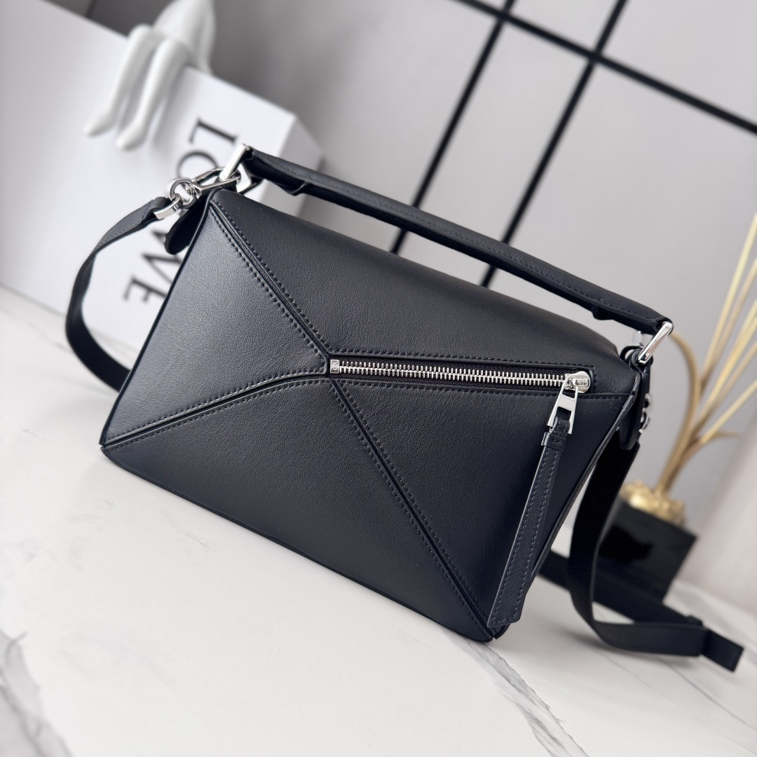 로에베(Loewe) 스몰 퍼즐 프릴 핸드백 숄더백 가방