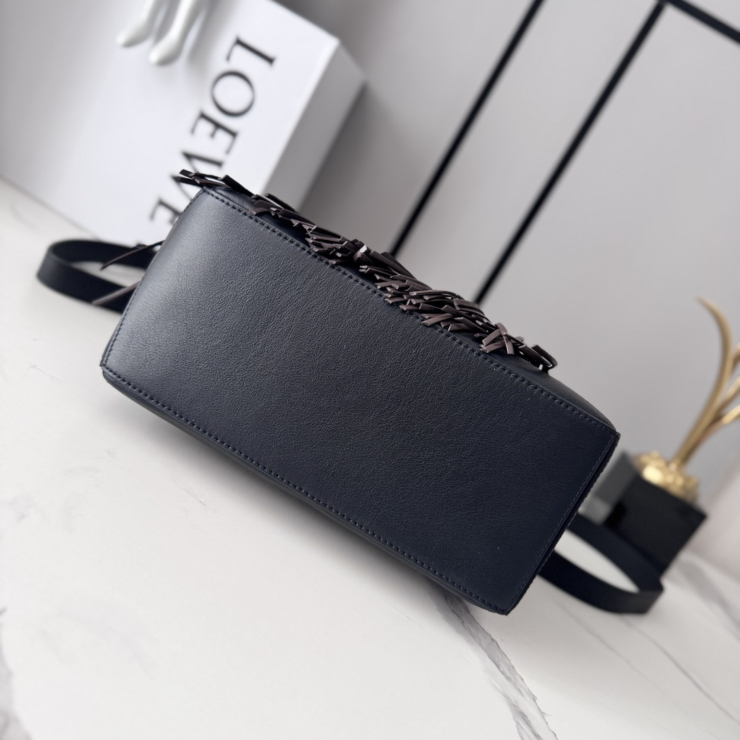 로에베(Loewe) 스몰 퍼즐 프릴 핸드백 숄더백 가방