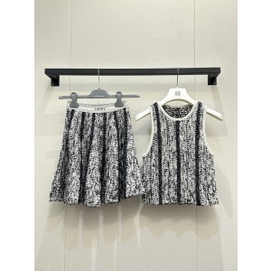 로에베(Loewe) 니트 베스트 & 스커트 셋업  세트 의류