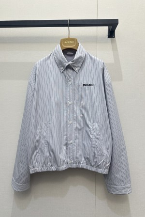 미우미우(MiuMiu) 스트라이프 카라 자켓 재킷 의류