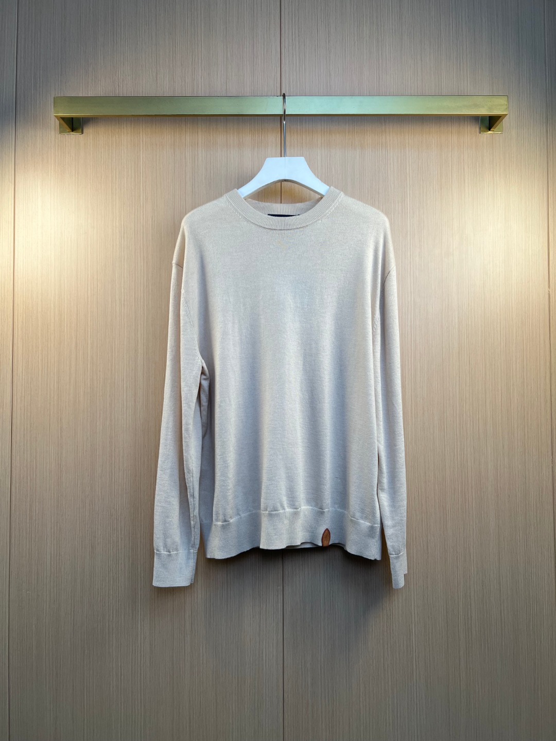 루이비통(LV) 모노그램 가죽 패치 니트 스웨터 의류