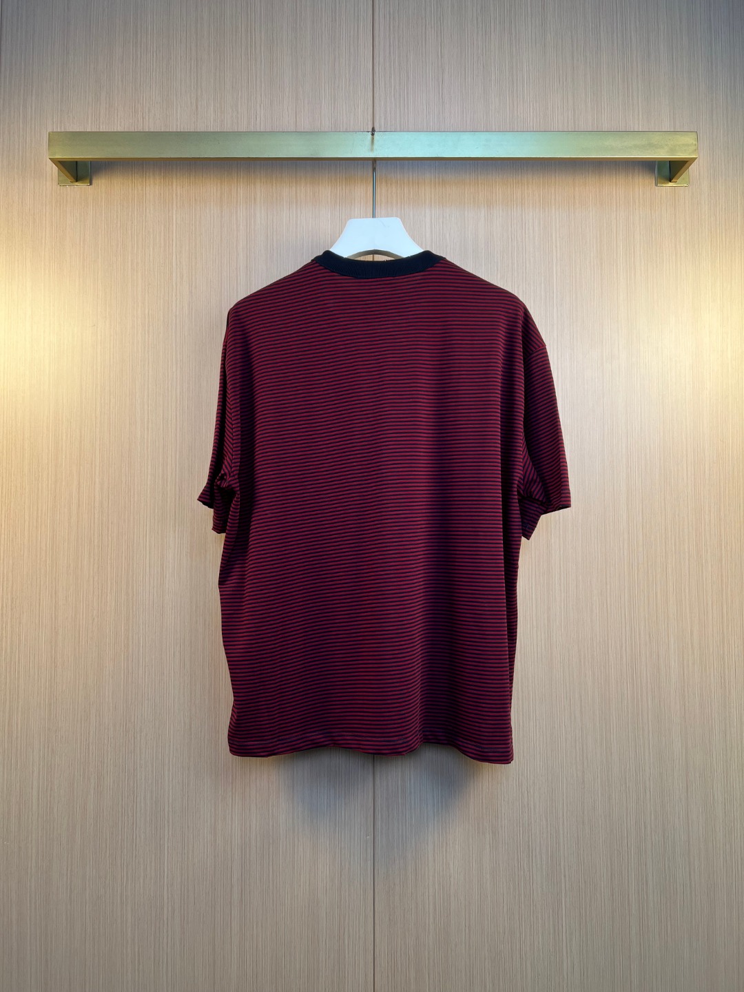 프라다(PRADA) 스트라이프 포켓 반팔 티셔츠 의류