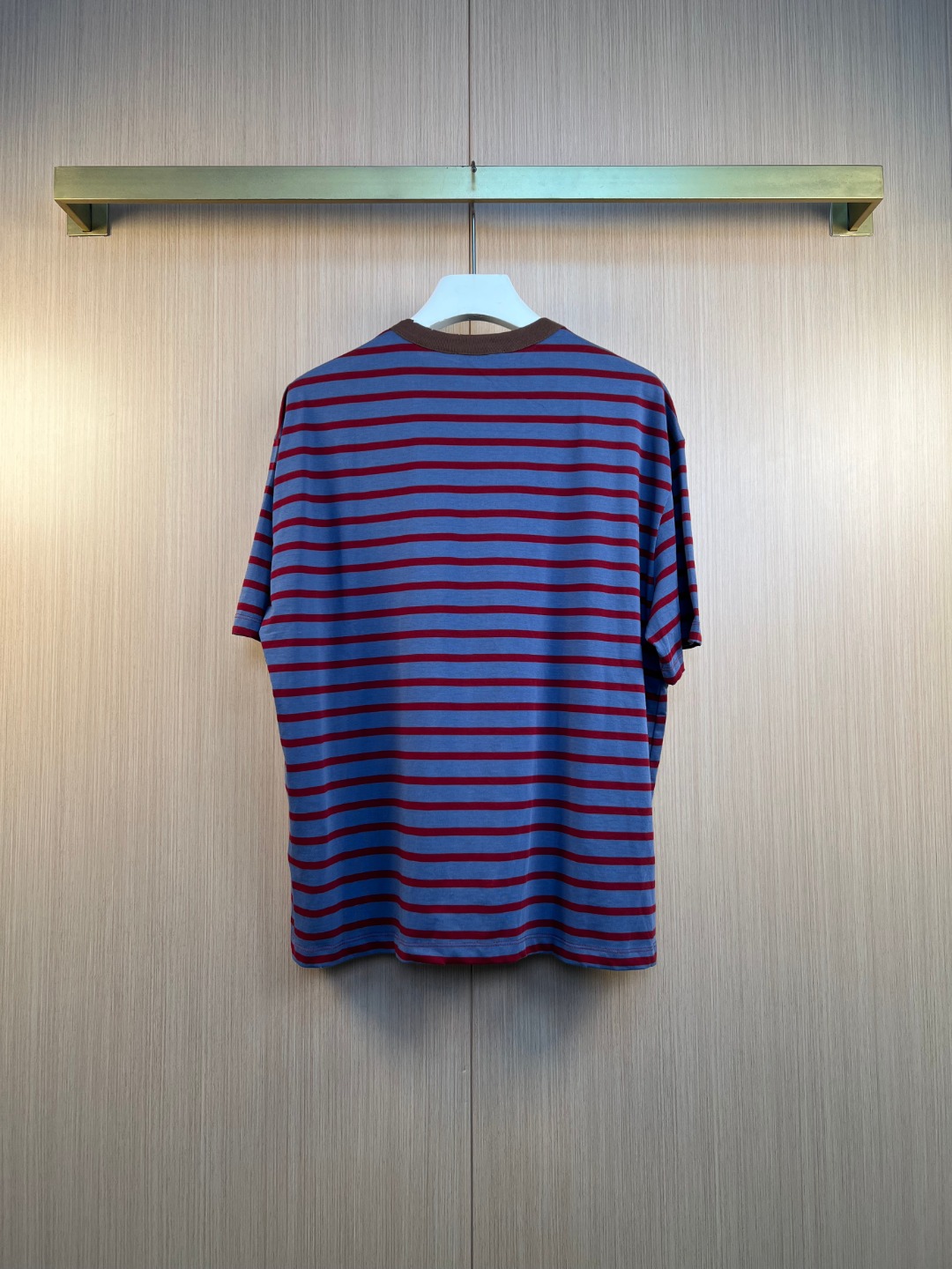 프라다(PRADA) 스트라이프 포켓 반팔 티셔츠 의류